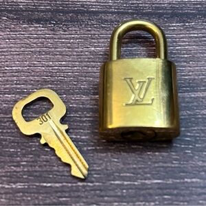 Louis Vuitton Padlock with Key #301